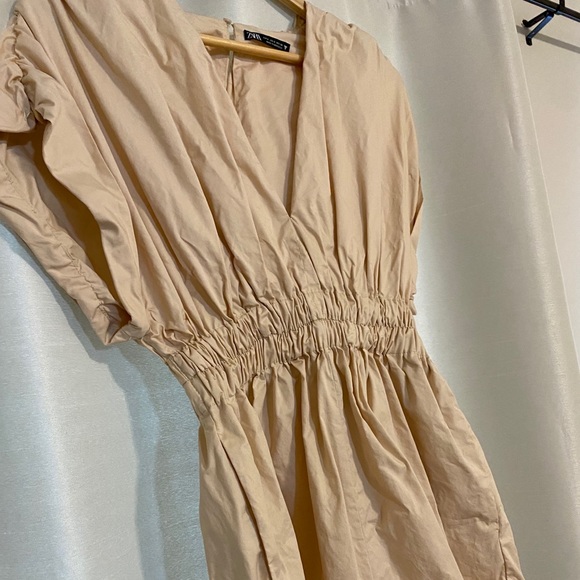 Zara Short Pleated Jumpsuit - Picture 4 of 6